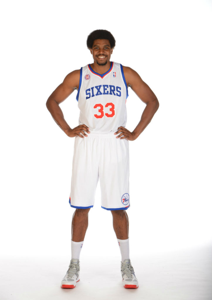 Andrew Bynum wearing Nike Zoom Hyperfuse 2012