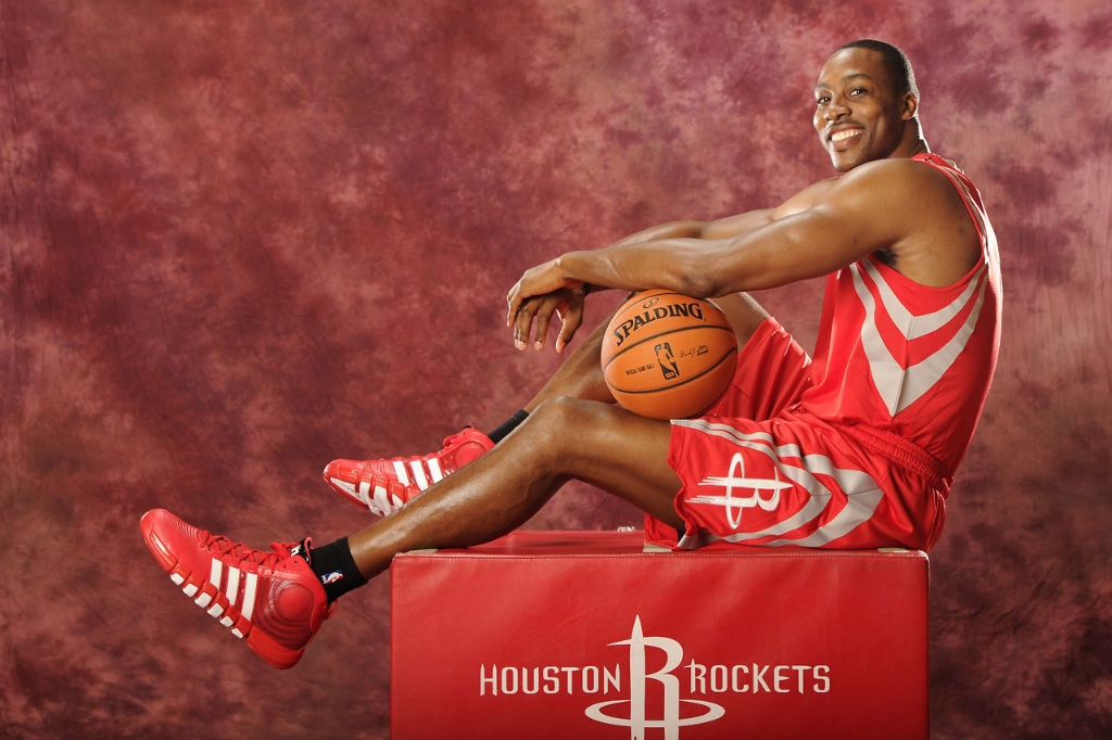 Dwight Howard wearing adidas D Howard 4 Houston Rockets (1)