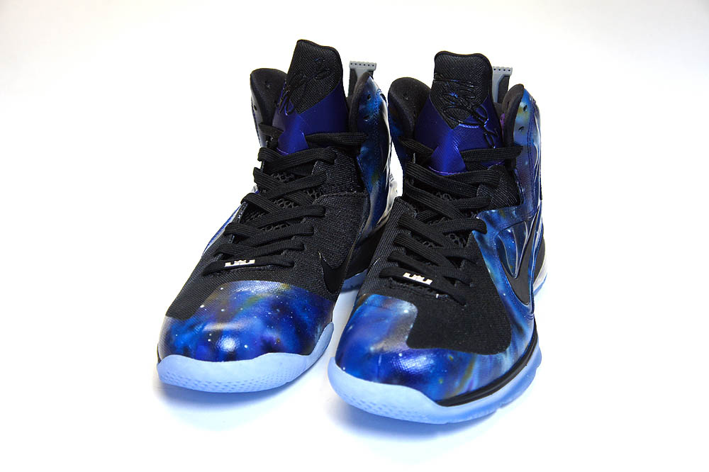 Nike LeBron 9 Foamposite Galaxy by C2 Customs (5)