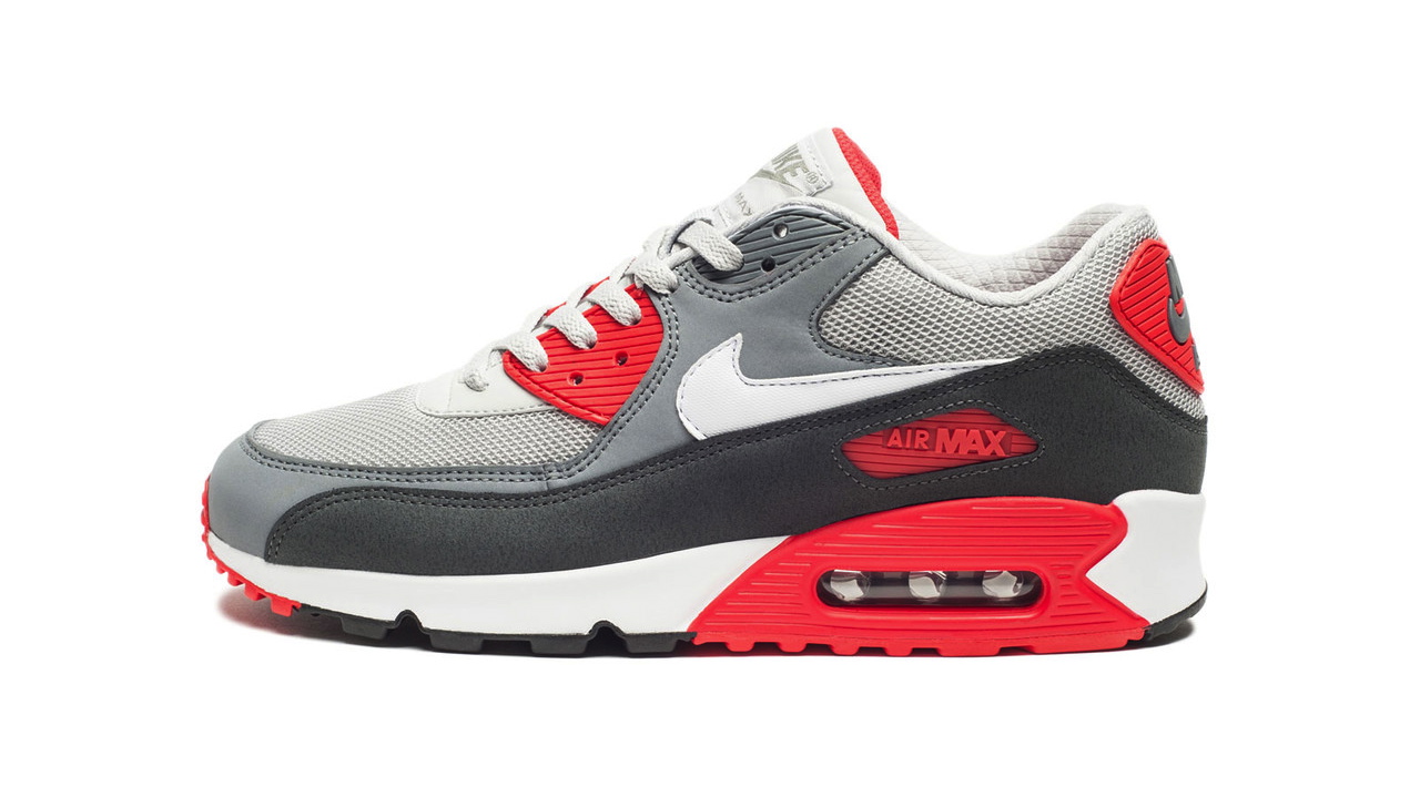Nike Air Max 90 Essential in Dusty Grey and Red profile