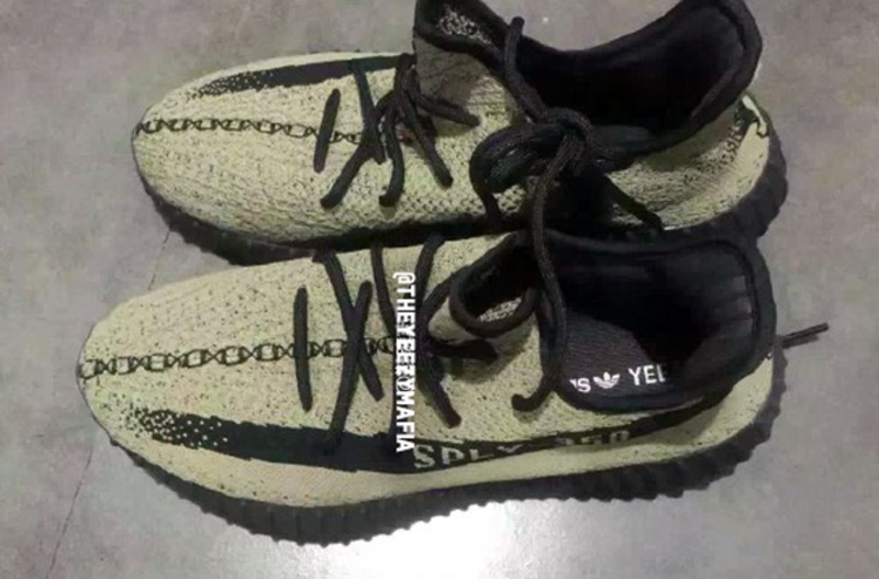 Classic Adidas yeezy boost 350 v2 core black / green black friday To
