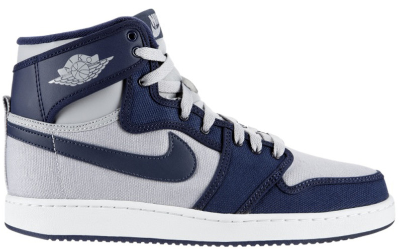 navy blue and lime green nikes