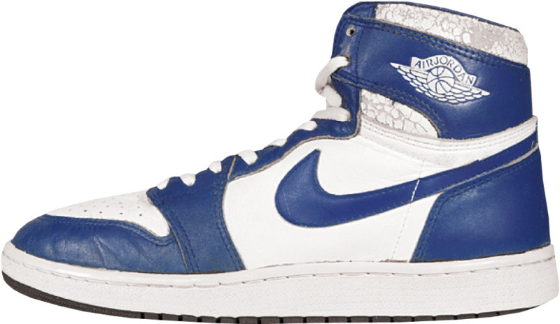 white and blue air jordan 1