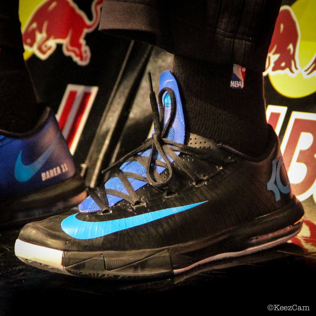 JJ Barea wearing Nike KD VI 6 iD