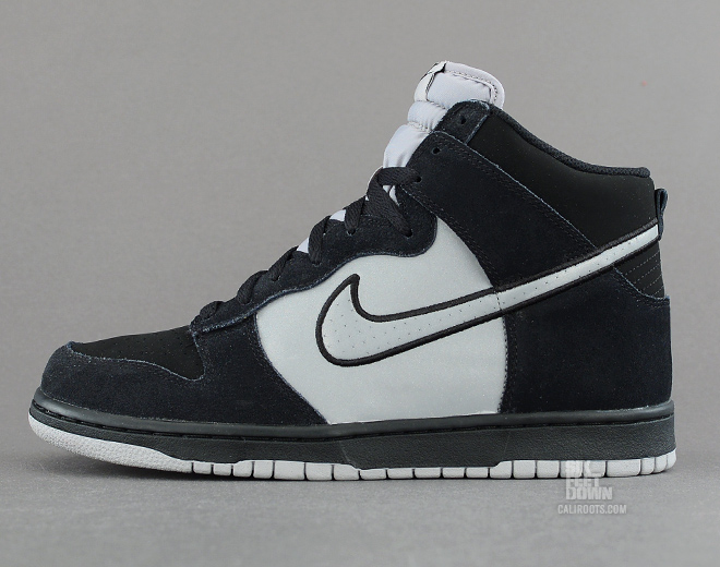 Nike Dunk High in black and reflective silver profile