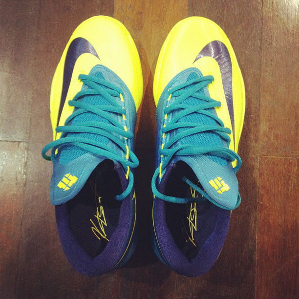 Nike KD VI Yellow Teal Navy Release Date 599424-700 (3)