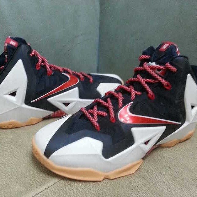 Nike LeBron XI 11 Independence Day USA Release Date 616175-164 (1)