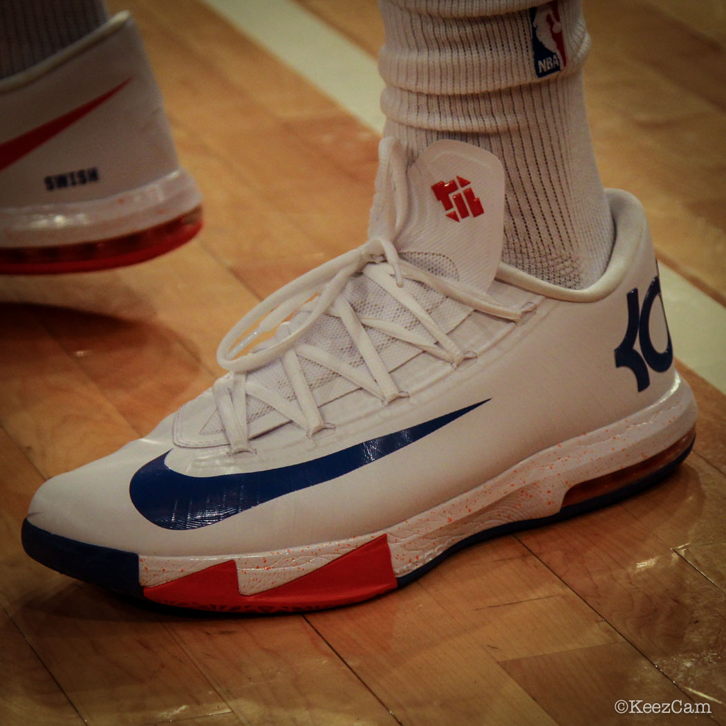 Sole Watch // Up Close At MSG for Knicks vs Grizzlies - J.R. Smith wearing Nike KD 6 iD Home