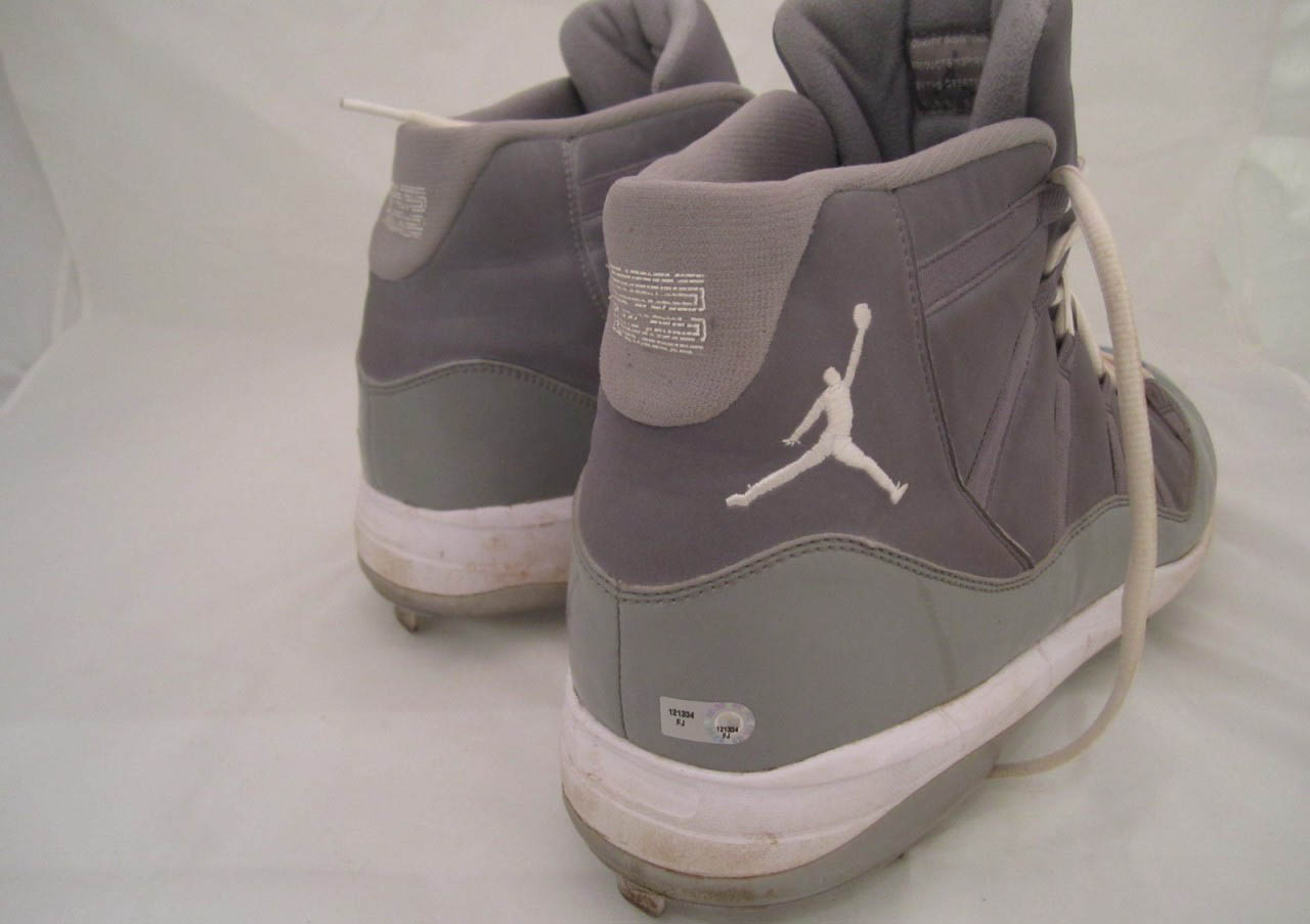 Air Jordan 11 Cool Grey Cleats - C.C. Sabathia Player Exclusive (4)