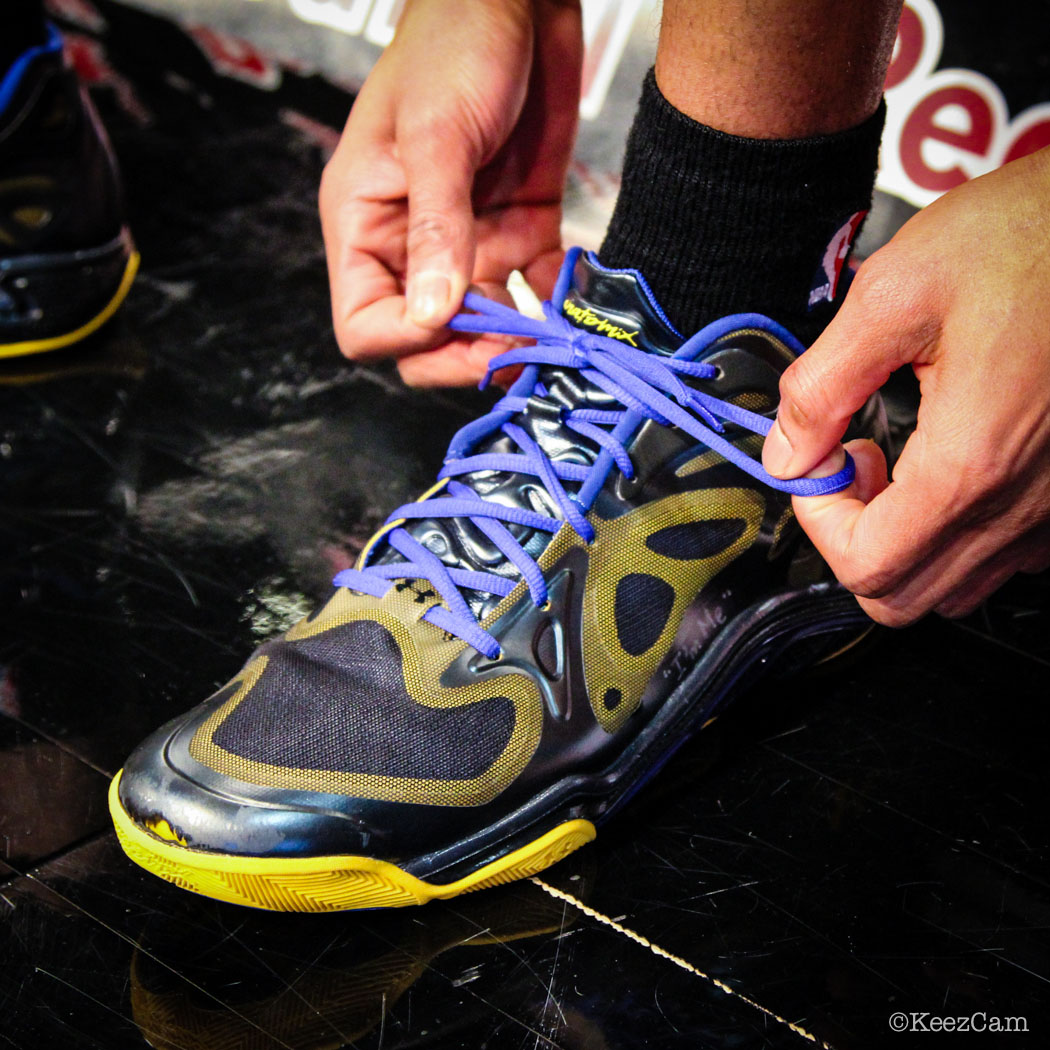 Sole Watch // Up Close At Barclays for Nets vs Warriors - Kent Bazemore wearing Under Armour Anatomix Spawn Low PE (2)