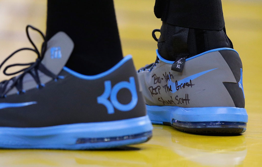 Kevin Durant Honors Stuart Scott on Nike KD 6 Sneakers (1)