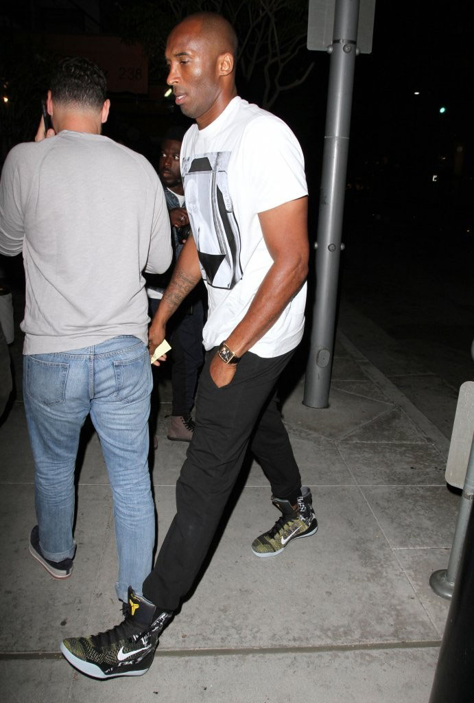 Kobe Bryant Has Lunch with Michael Jordan in Beverly Hills (2)