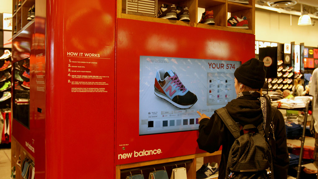New Balance Kiosk for 574 Customization at Foot Locker in Times Square (8)