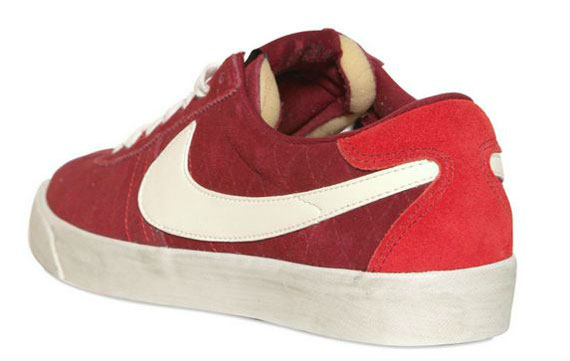 nike bruin low red swoosh