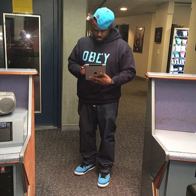 DJ Funk Flex wearing Air Jordan III 3 Retro Powder