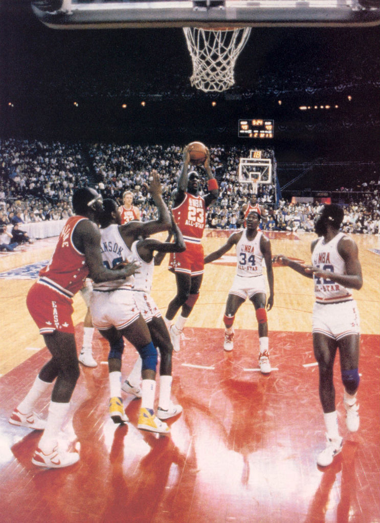 #2350 // 50 Classic Michael Jordan All-Star Game Photos (28)
