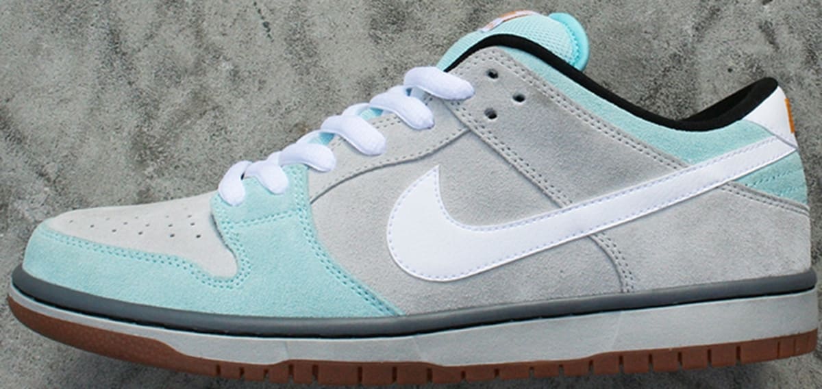 nike dunk low glacier grey