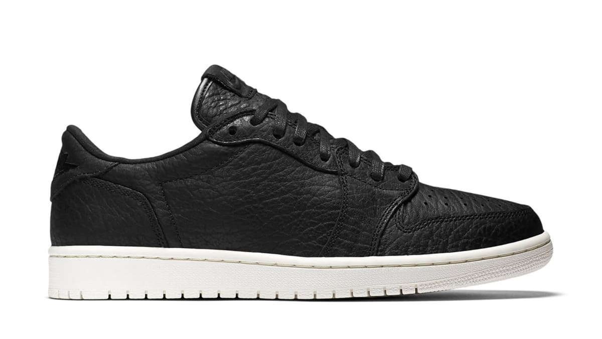 air jordan 1 retro low lifted black