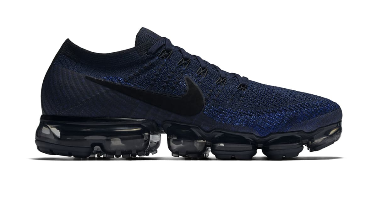 air vapormax navy blue