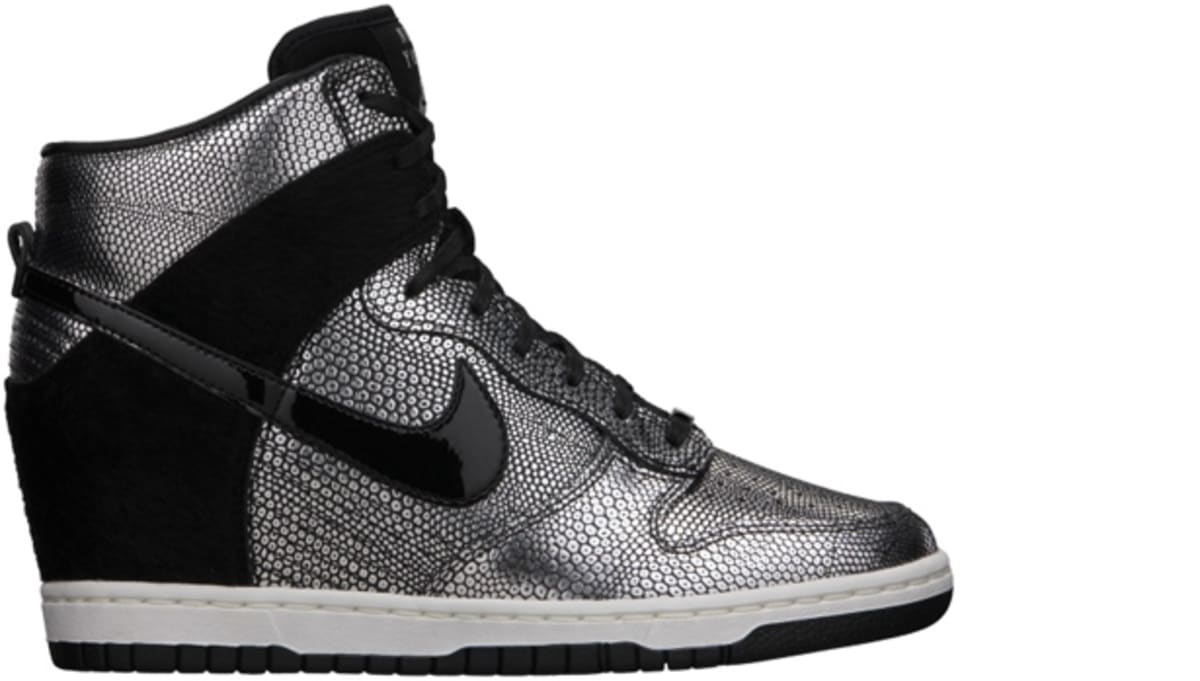 nike sky hi black suede