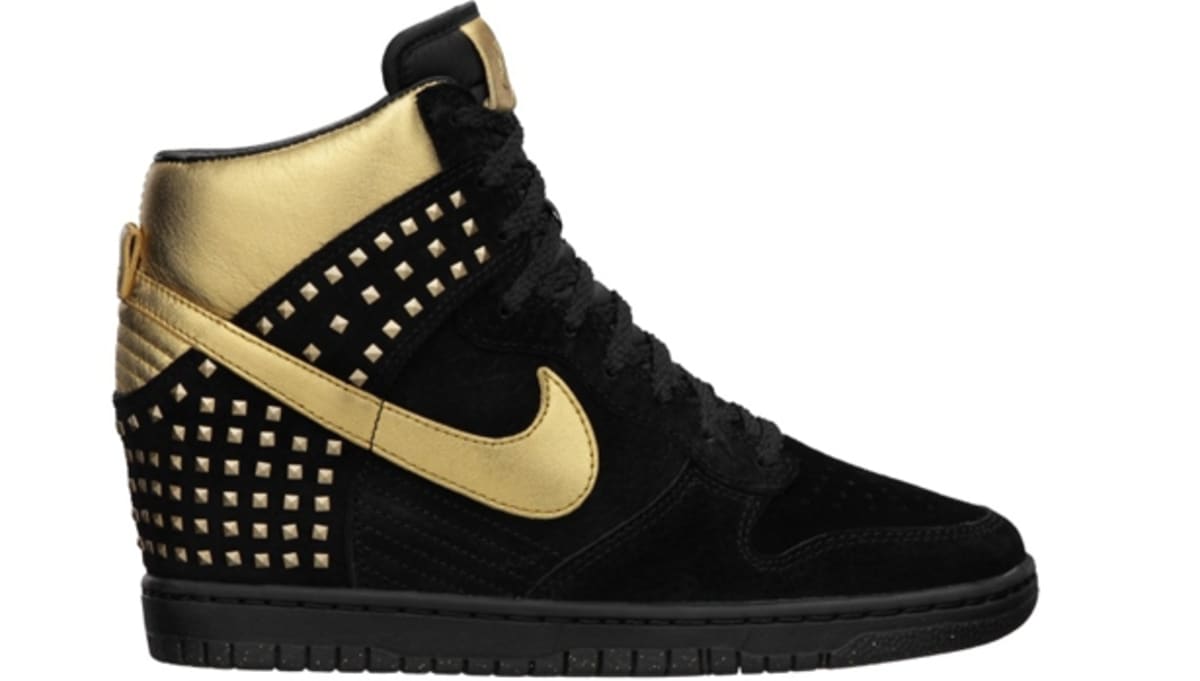 nike dunk high metallic gold