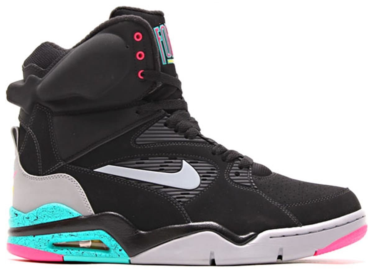 nike air command force pump