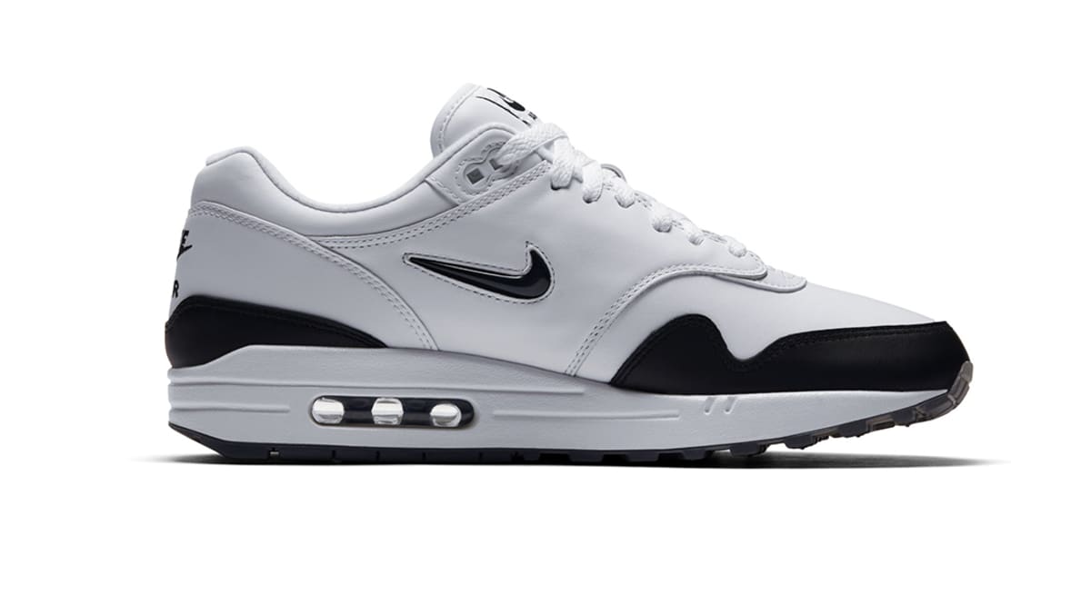 Cheap Nike Air Max 180 Evert de Beijer.mpg