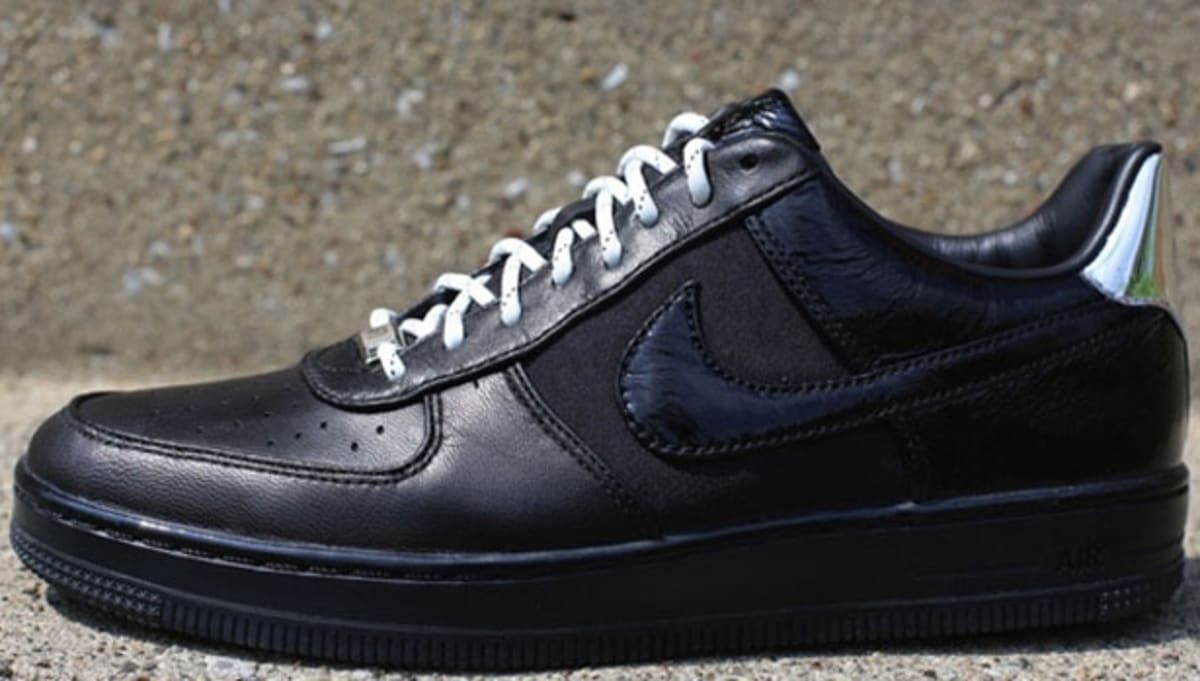 air force 1 flyknit low black metallic silver