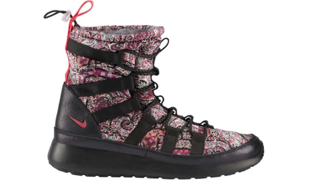nike roshe one hi sneakerboot