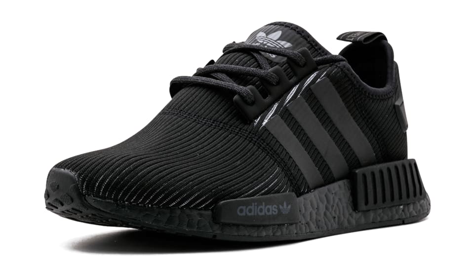 triple black adidas