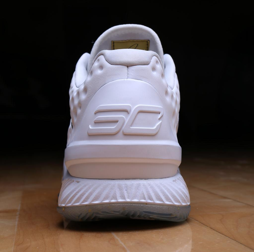 under armour curry 1 women white