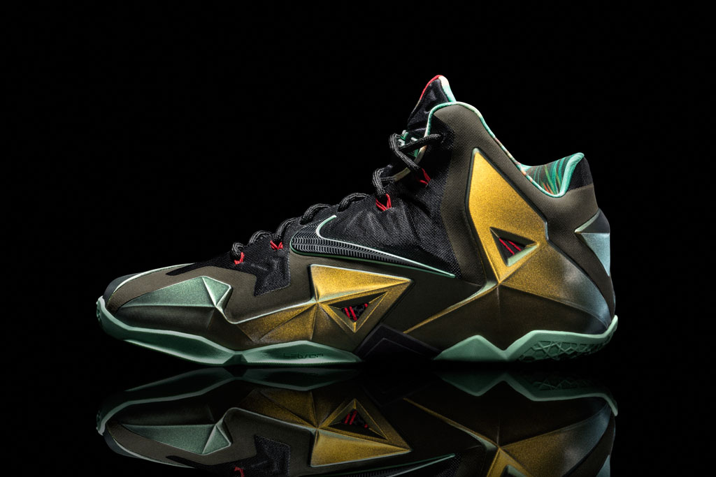 Nike LeBron XI 11 King's Pride Official (1)