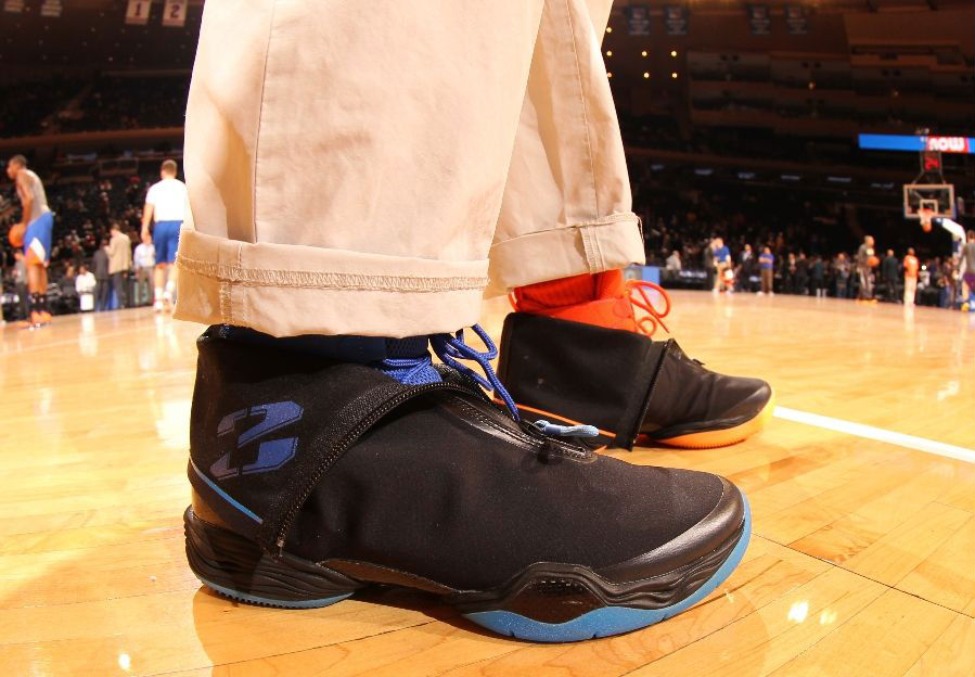 Spike Lee wearing Air Jordan XX8 Knicks (2)