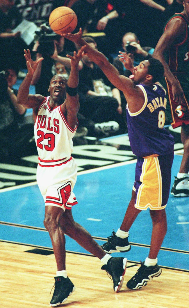 #2350 // 50 Classic Michael Jordan All-Star Game Photos (13)