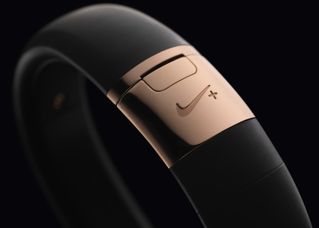 Nike+ FuelBand SE METALUXE Rose Gold detail