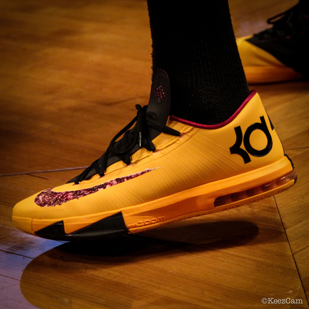 SoleWatch // Up Close At Barclays for Nets vs Nuggets - Wilson Chandler wearing Nike KD 6 Peanut Butter & Jelly