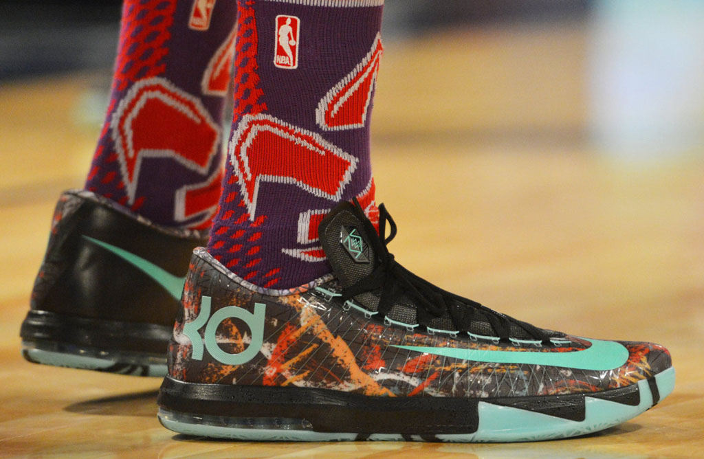Kevin Durant wearing Nike KD 6 All-Star