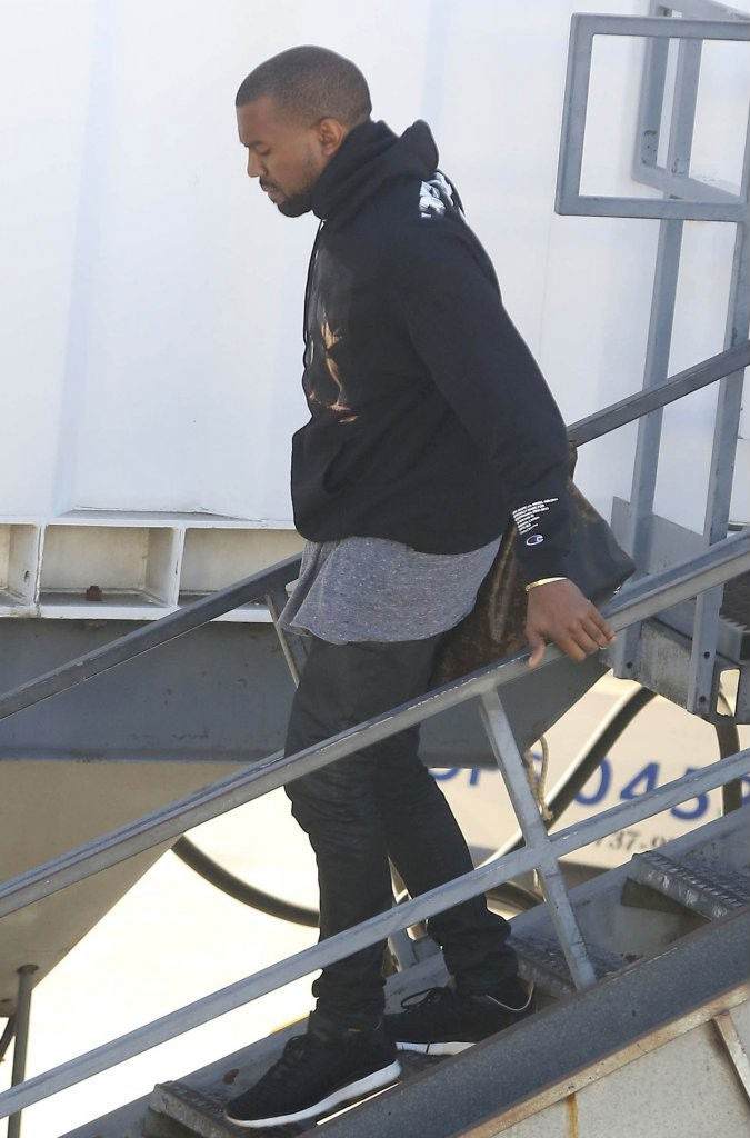 Kanye West Wears Nike Free Inneva Woven SP (1)