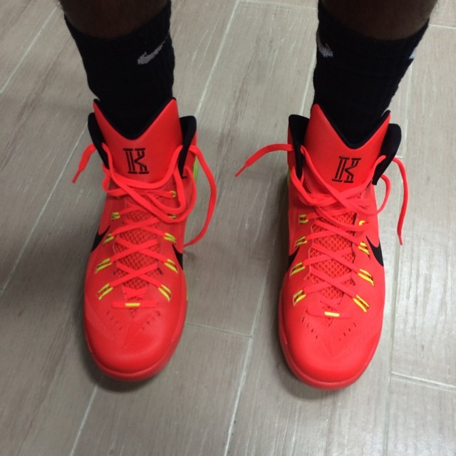 Kyrie Irving wearing Nike Hyperdunk 2014 PE (1)