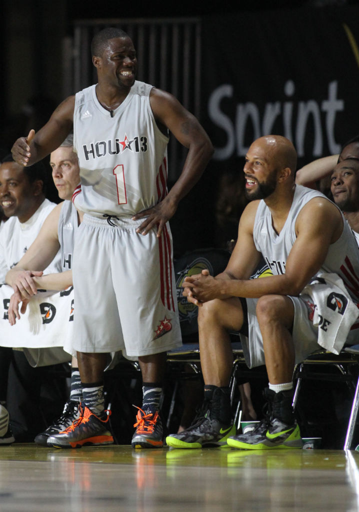 Kevin Hart wearing Joran CP3.VI; Common wearing Nike Kobe 8 System