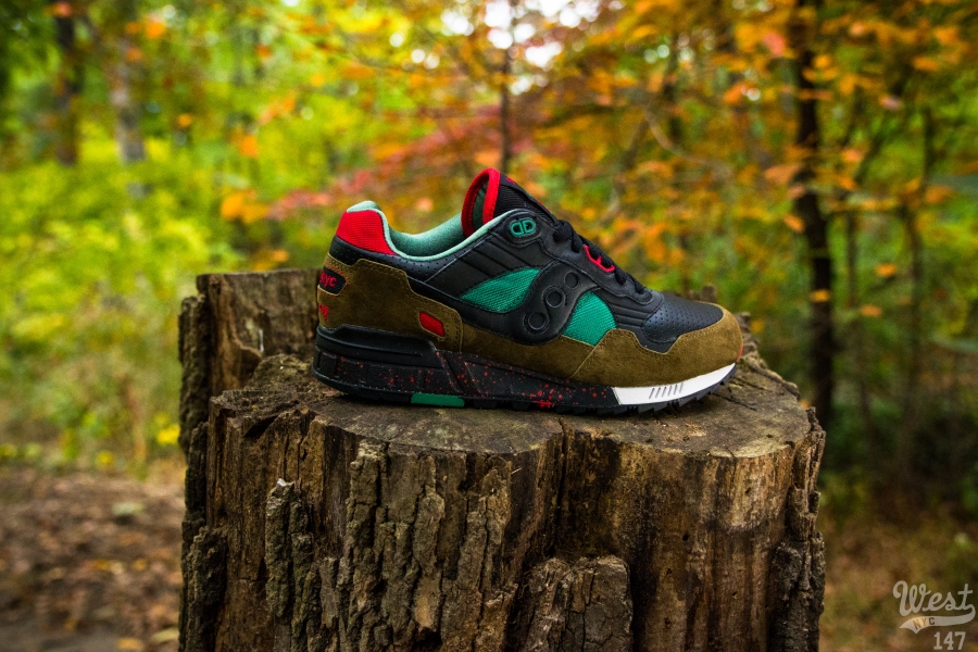 West NYC x Saucony Shadow 5000 Cabin Fever profile