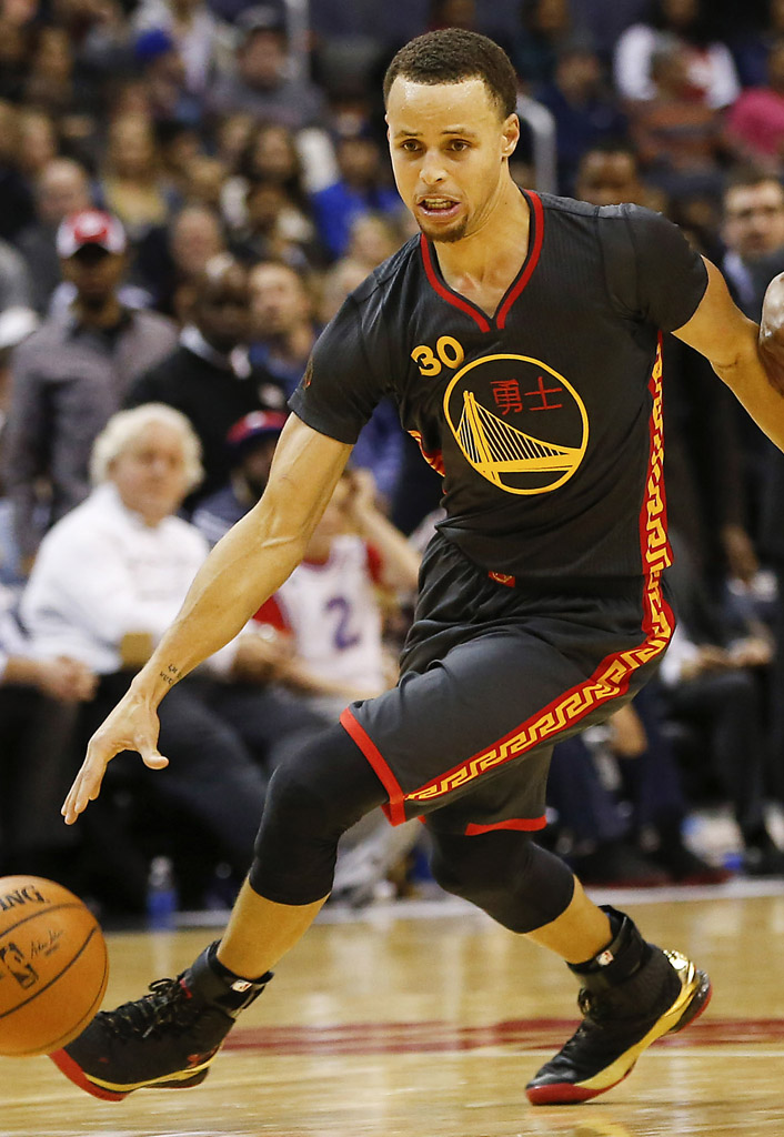 Stephen Curry wearing Under Armour Curry One Chinese New Year (2)
