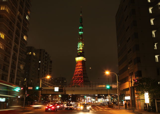 Tokyo Tower with NikeFuel lighting