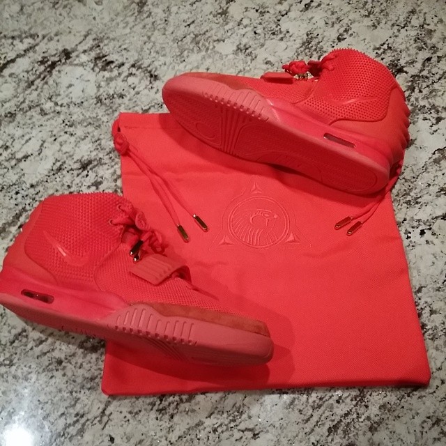 JR Smith Picks Up Nike Air Yeezy 2 Red October