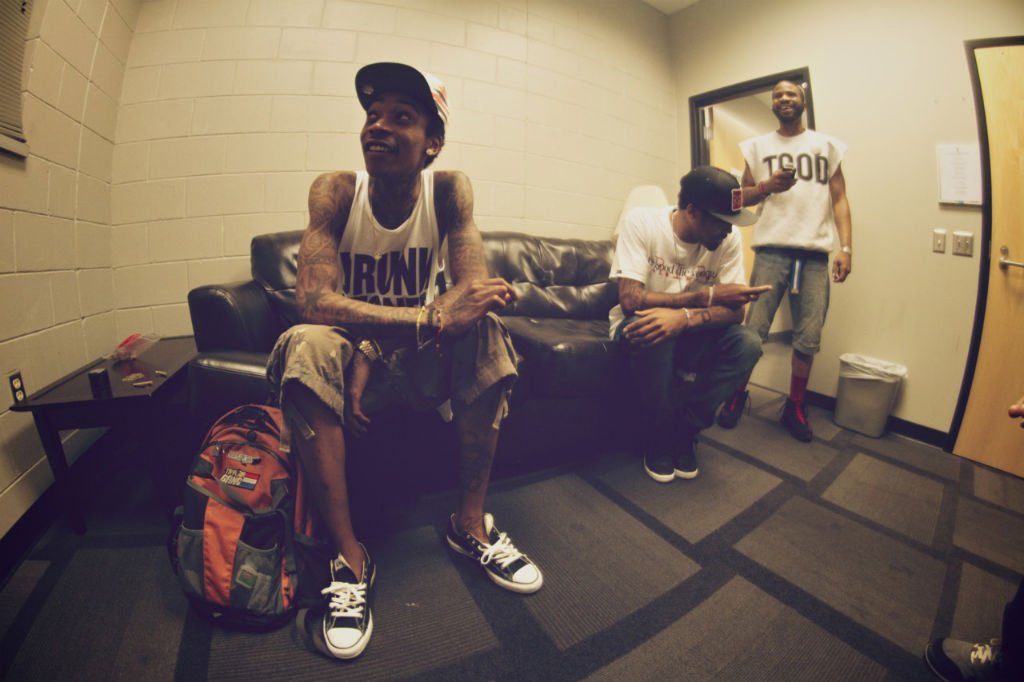 Wiz Khalifa wearing Converse Sneakers (14)
