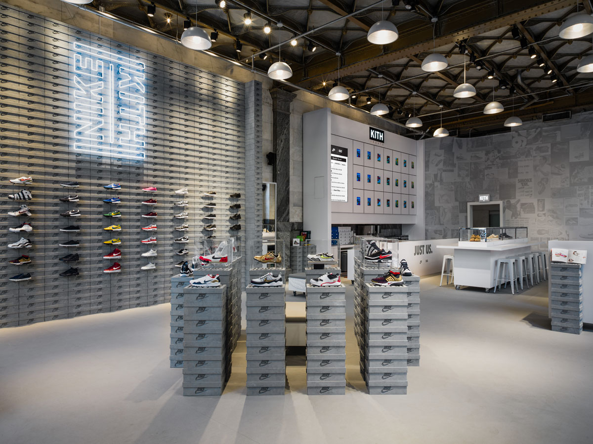 nike store