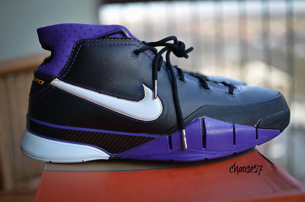Spotlight // Pickups of the Week 12.1.12 - Nike Zoom Kobe 1 Black Out by chaose57