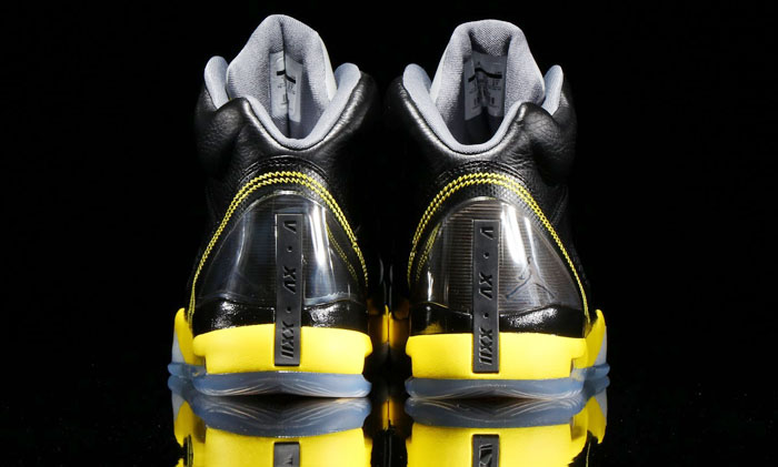 Air Jordan Flight Remix Black/Vibrant Yellow-Cool Grey Release Date 679680-070 (4)