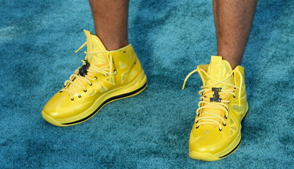 Nelly wearing Nike LeBron X Must Be The Honey