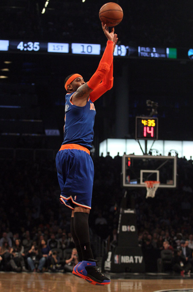 Carmelo Anthony wearing Jordan 1.5 Knicks Away (1)